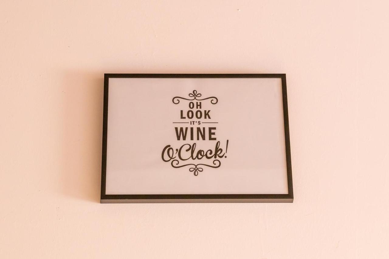 Village Wine House Mandicevac Bagian luar foto